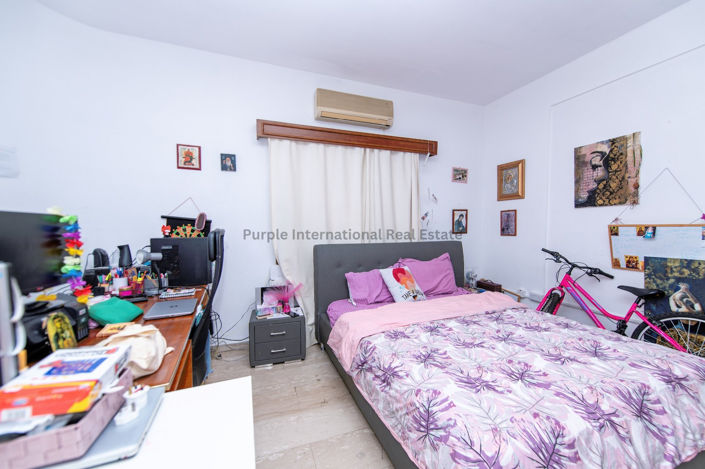 Image No.9-7 Bed Villa for sale