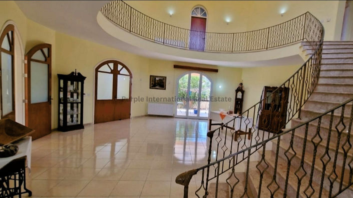 Image No.14-6 Bed Villa for sale