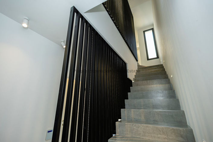 Image No.10-4 Bed Villa for sale