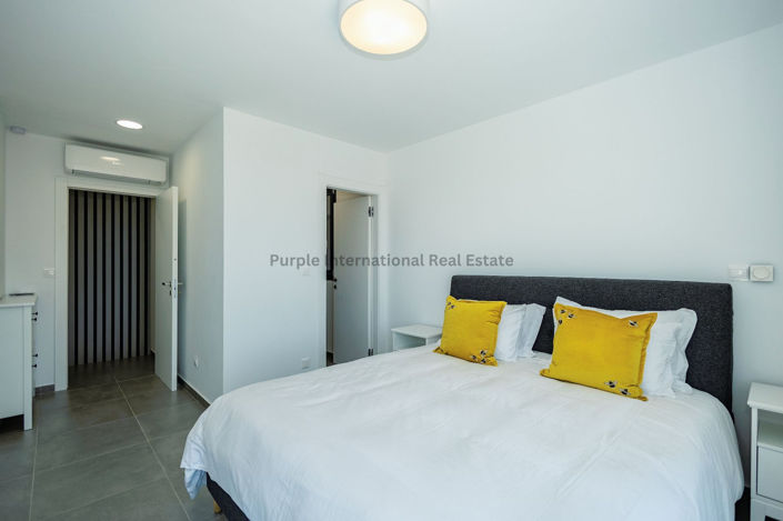 Image No.19-4 Bed Villa for sale