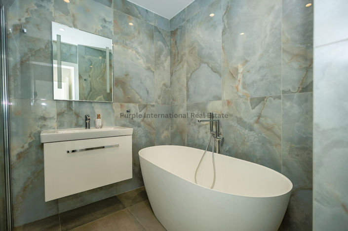 Image No.21-4 Bed Villa for sale