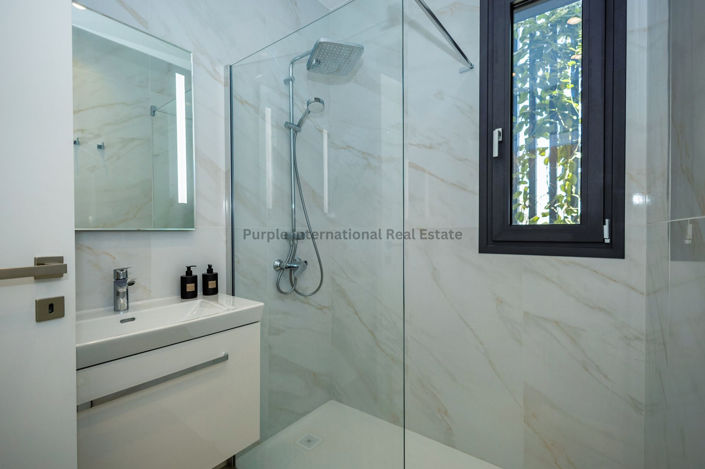 Image No.27-4 Bed Villa for sale