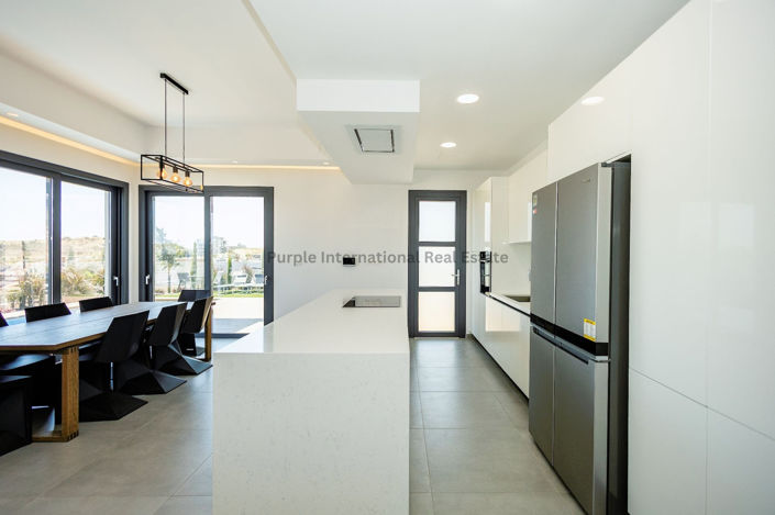 Image No.35-4 Bed Villa for sale