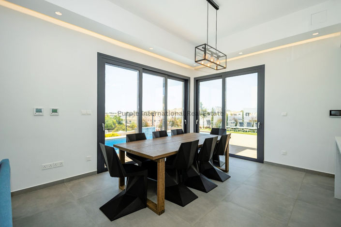 Image No.36-4 Bed Villa for sale