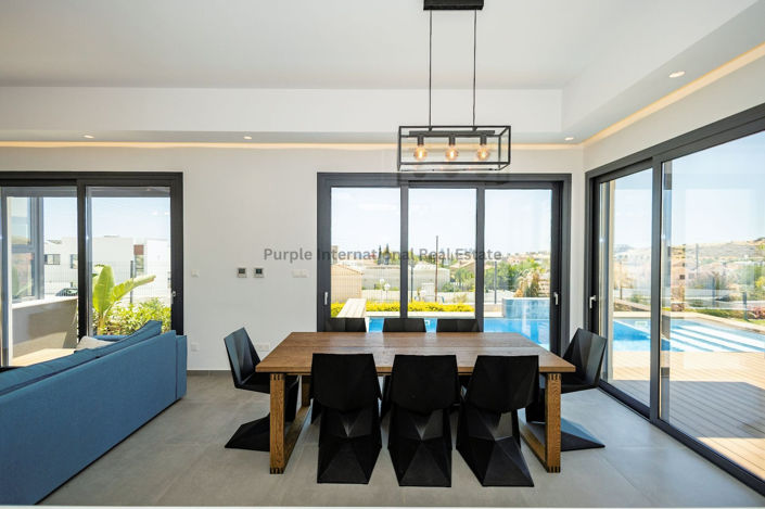 Image No.37-4 Bed Villa for sale