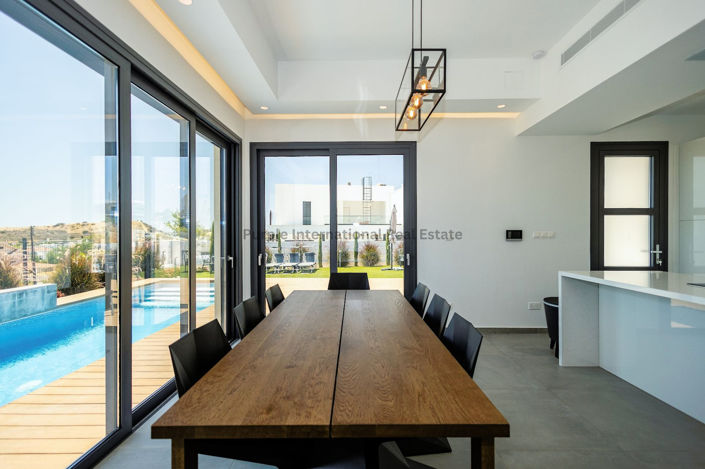 Image No.41-4 Bed Villa for sale