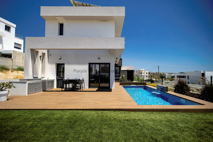 Image No.48-4 Bed Villa for sale