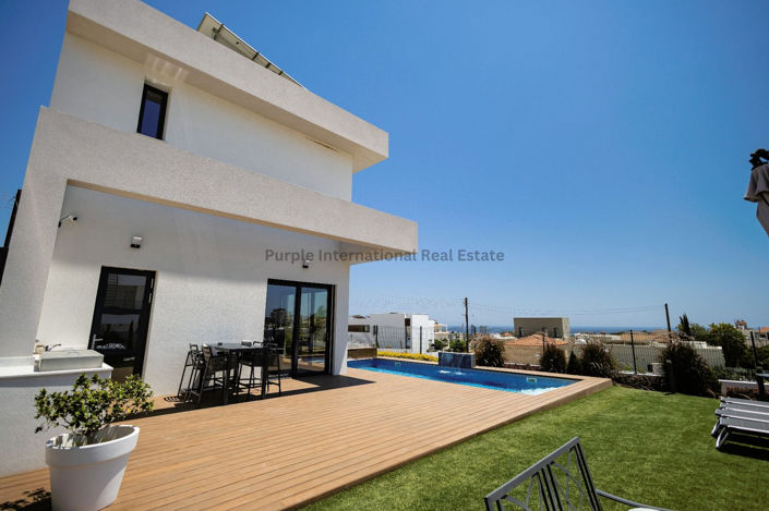 Image No.49-4 Bed Villa for sale