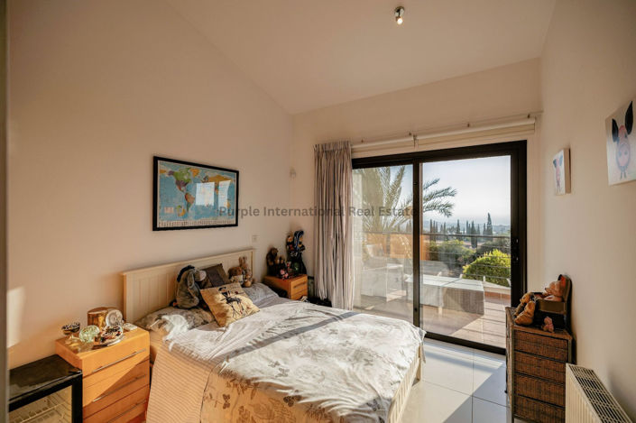 Image No.17-3 Bed Villa for sale