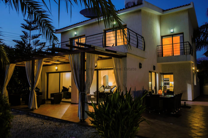 Image No.4-3 Bed Villa for sale