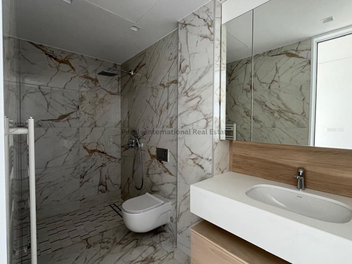 Image No.19-7 Bed Villa for sale