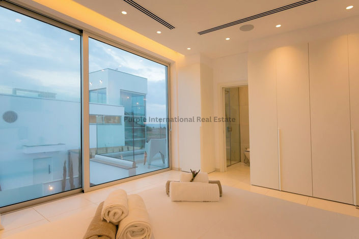 Image No.23-3 Bed Villa for sale