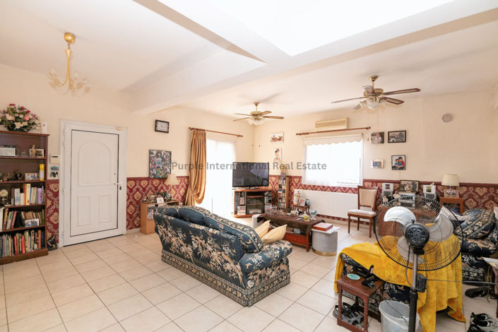 Image No.6-4 Bed Villa for sale