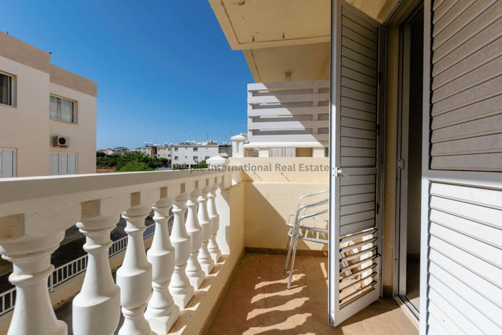 Image No.10-3 Bed Apartment for sale