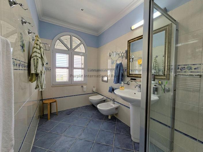 Image No.10-Villa de 4 chambres à vendre à Protaras