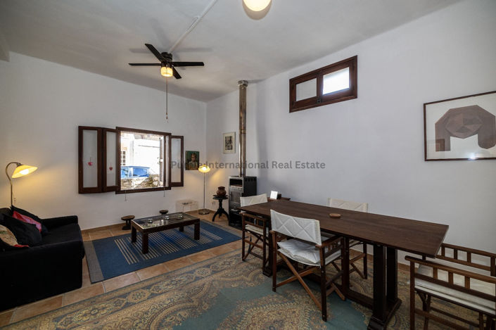 Image No.12-2 Bed House for sale