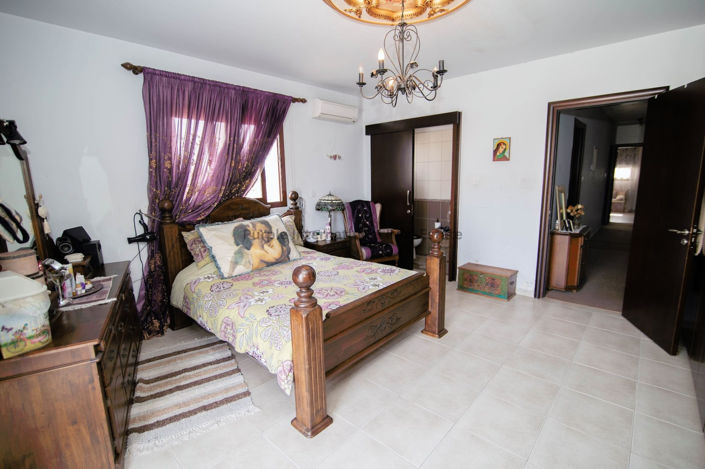 Image No.10-3 Bed Villa for sale