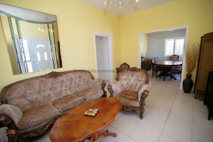 Image No.14-2 Bed Bungalow for sale