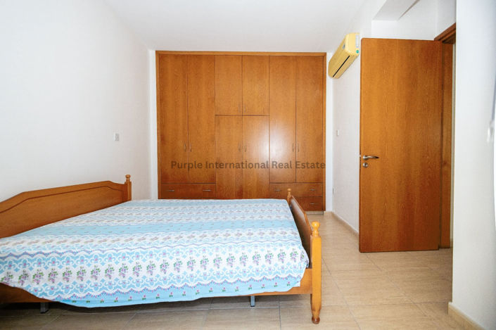 Image No.16-2 Bed House for sale