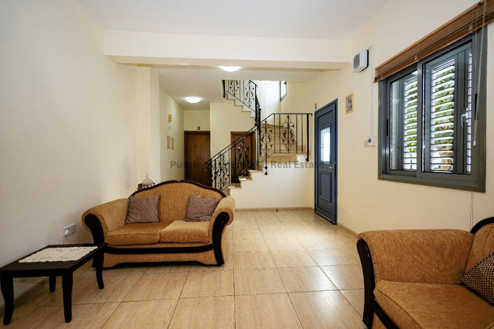 Image No.6-2 Bed House for sale