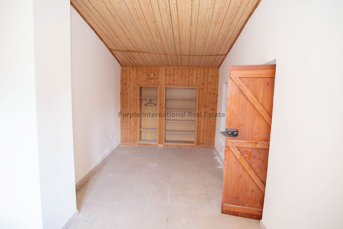 Image No.18-2 Bed House for sale