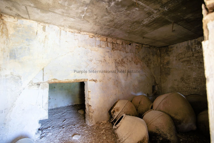 Image No.11-1 Bed House for sale