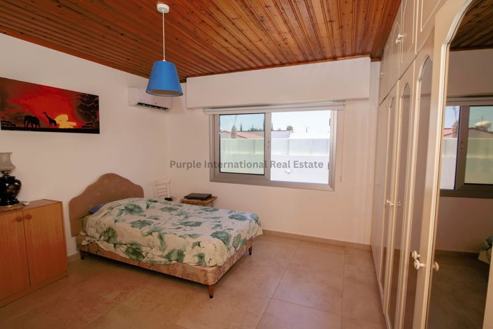 Image No.25-3 Bed Bungalow for sale