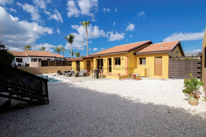 Image No.26-3 Bed Villa for sale