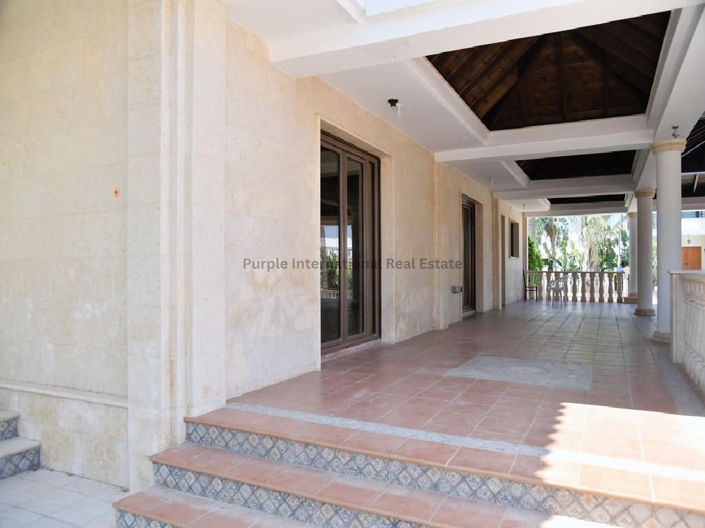 Image No.29-5 Bed Villa for sale