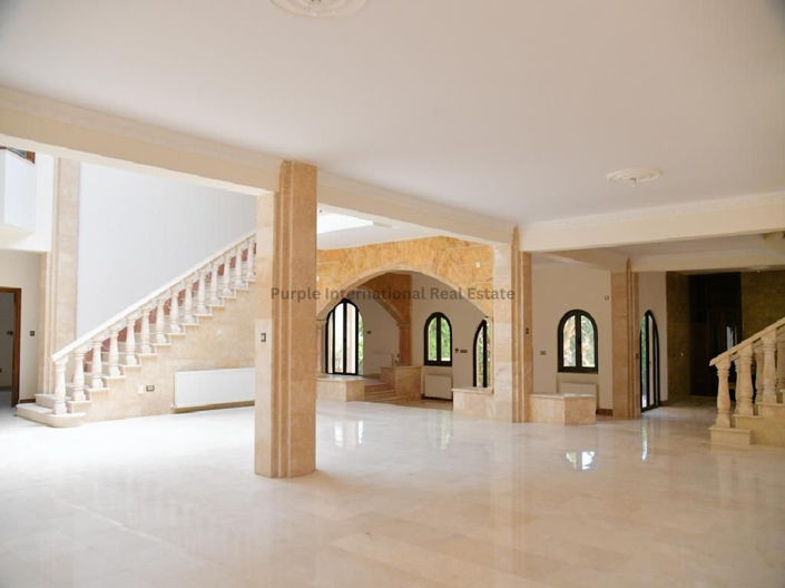 Image No.5-5 Bed Villa for sale