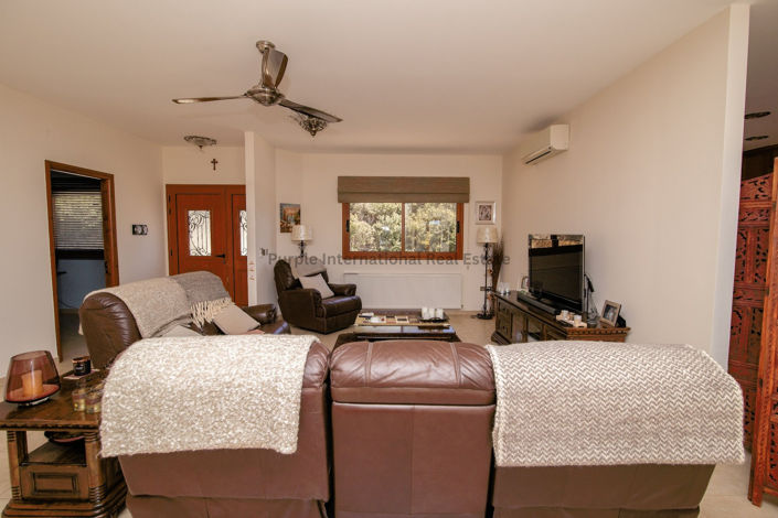 Image No.12-5 Bed Villa for sale