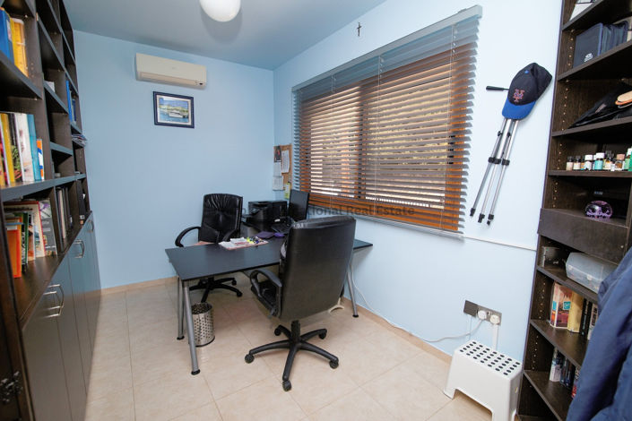 Image No.27-5 Bed Villa for sale