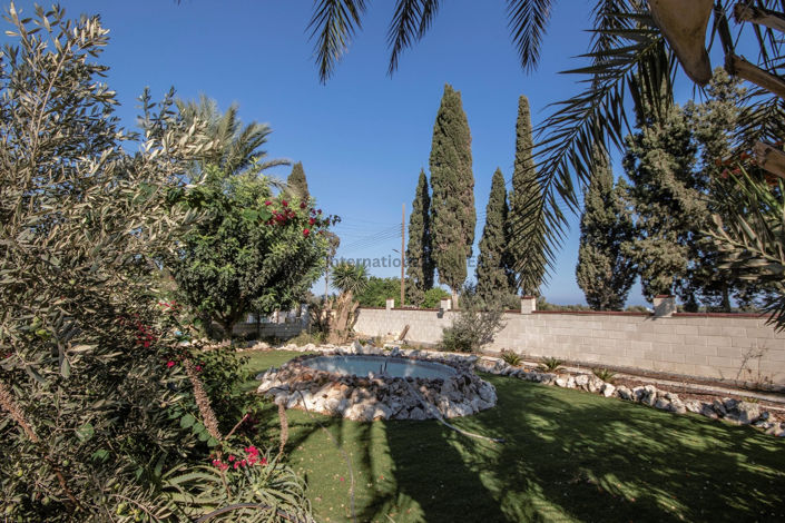 Image No.40-5 Bed Villa for sale