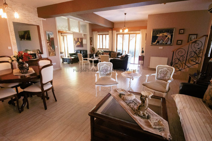 Image No.6-5 Bed Villa for sale