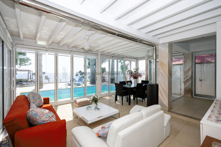 Image No.2-3 Bed Villa for sale