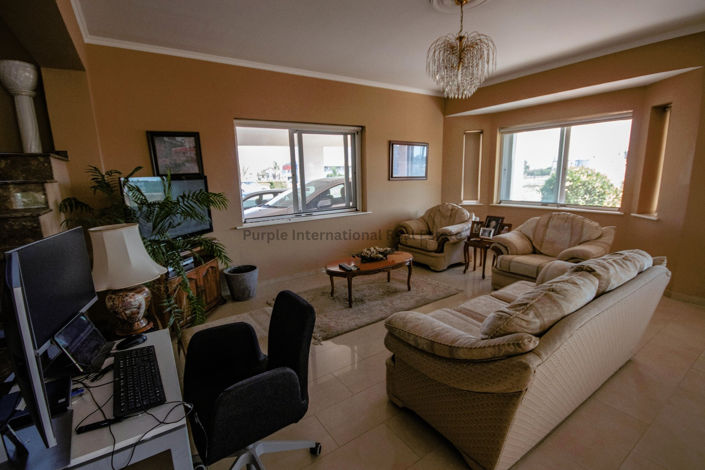 Image No.12-4 Bed Villa for sale