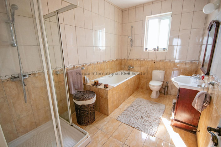 Image No.24-4 Bed Villa for sale