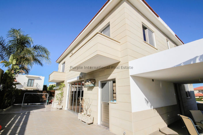 Image No.4-4 Bed Villa for sale