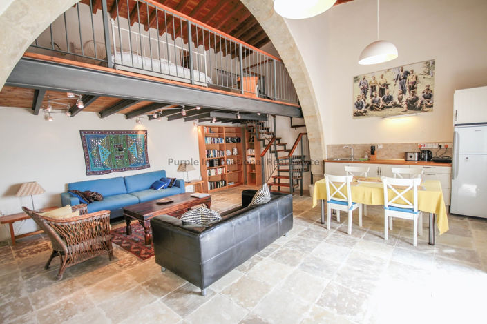 Image No.1-4 Bed House for sale