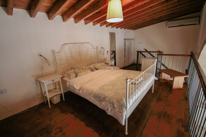 Image No.8-4 Bed House for sale