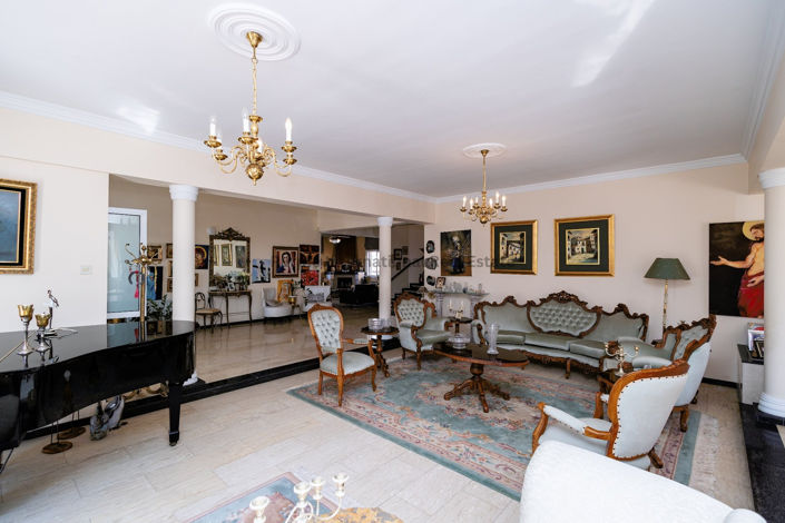 Image No.12-7 Bed Villa for sale