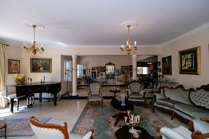 Image No.15-7 Bed Villa for sale