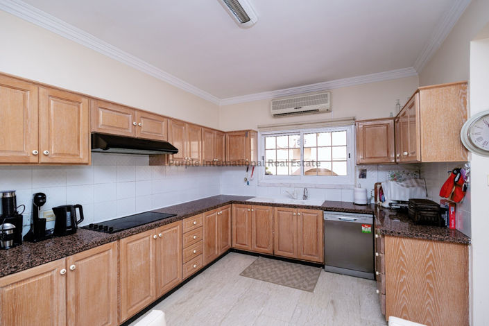 Image No.19-7 Bed Villa for sale