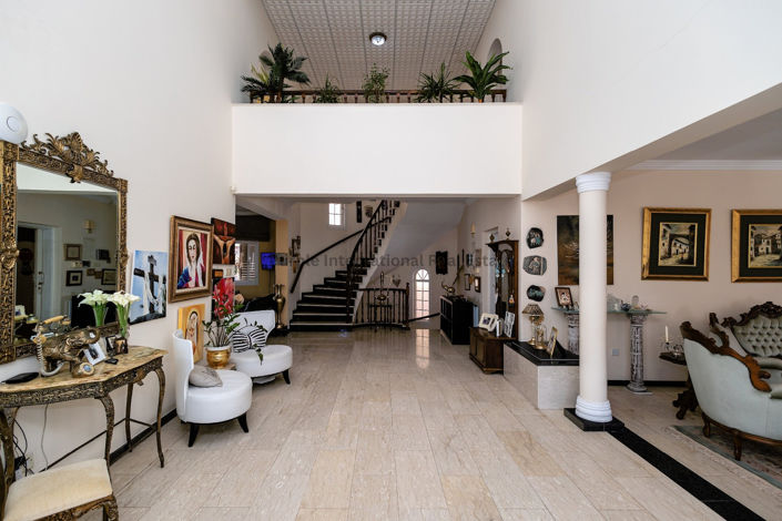 Image No.4-7 Bed Villa for sale