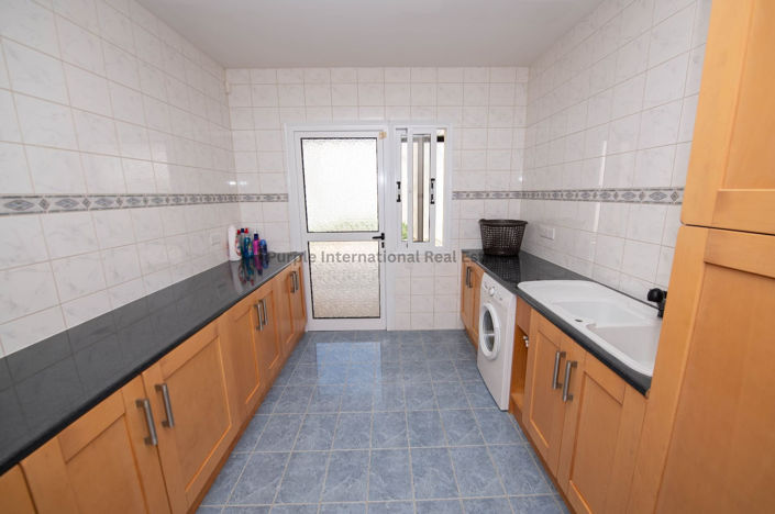 Image No.18-4 Bed Bungalow for sale