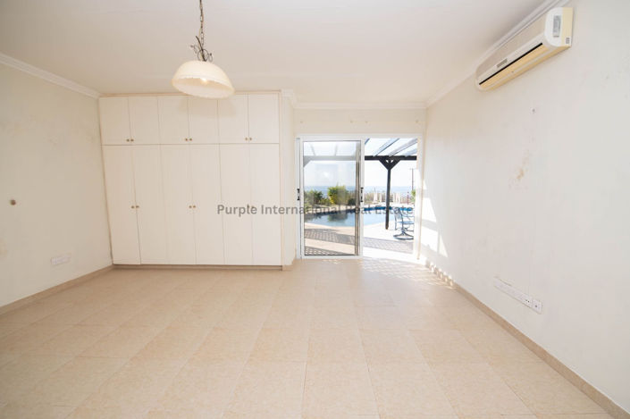 Image No.23-4 Bed Bungalow for sale