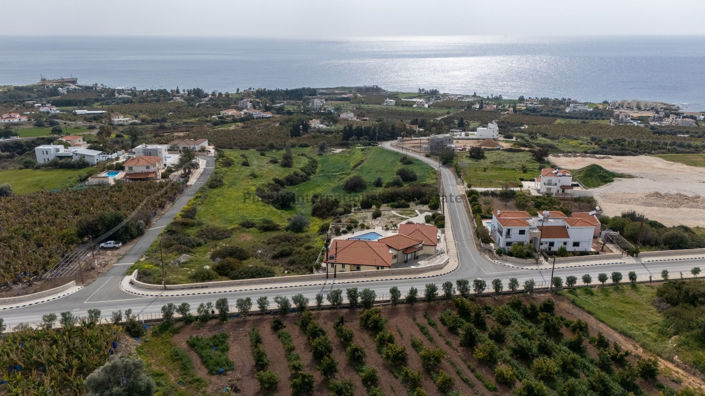 Image No.44-4 Bed Bungalow for sale