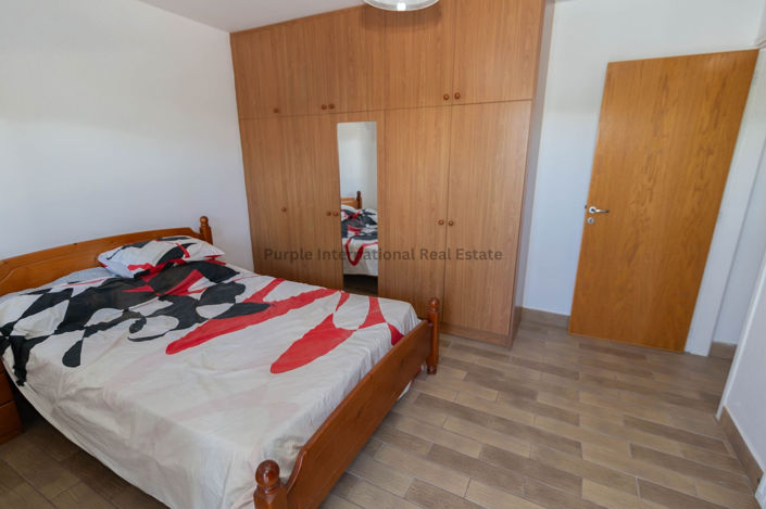 Image No.30-7 Bed House for sale