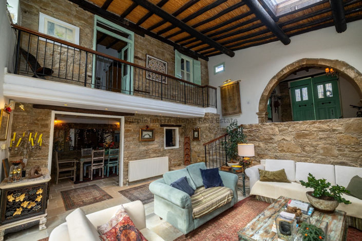 Image No.2-2 Bed House for sale