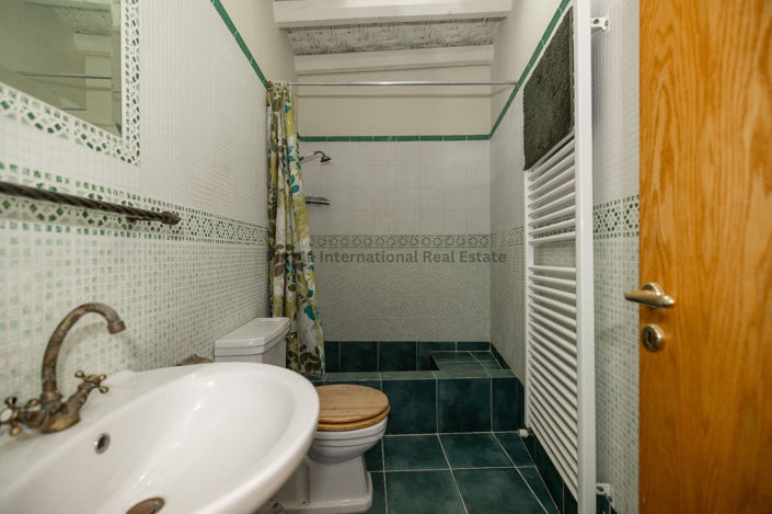 Image No.30-2 Bed House for sale